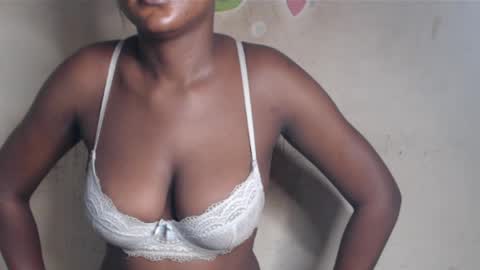 Snapshot of sluttx_choco chatting on 25, 5, 2026 sluttx_choco online show from 25, 5, 2026