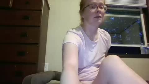 Snapshot of slutty_redhead3 chatting on 7, 10, 2025 Slutty redhead3 online show from 7, 10, 2025