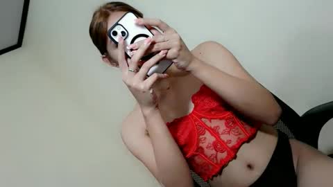 slutty_rose69 online show from 16, 4, 2026