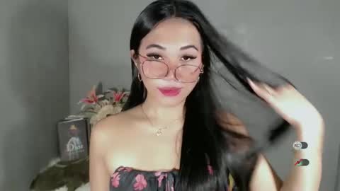 Snapshot of slutty_shanin chatting on 9, 1, 2025 SHANIN online show from 9, 1, 2025