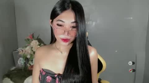 Snapshot of slutty_shanin chatting on 15, 1, 2025 SHANIN online show from 15, 1, 2025