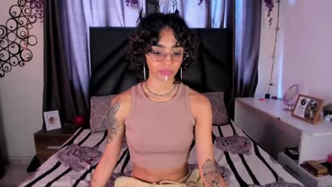 Snapshot of slutty_venus7 chatting on 2, 8, 2026 slutty_venus7 online show from 2, 8, 2026