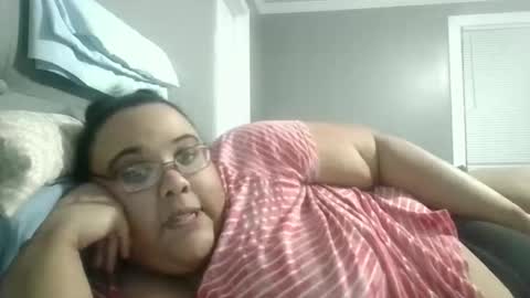 Snapshot of sluttyjess31 chatting on 9, 2, 2026 Jessica online show from 9, 2, 2026