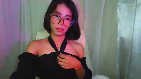Snapshot of sluttypatotie chatting on 25, 9, 2025 sluttypatotie online show from 25, 9, 2025