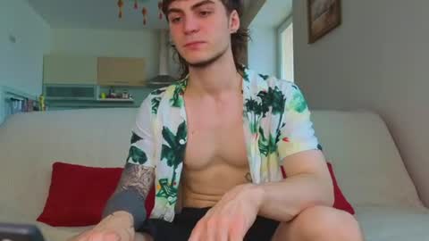 Snapshot of sly_gus chatting on 28, 6, 2026 Gus online show from 28, 6, 2026
