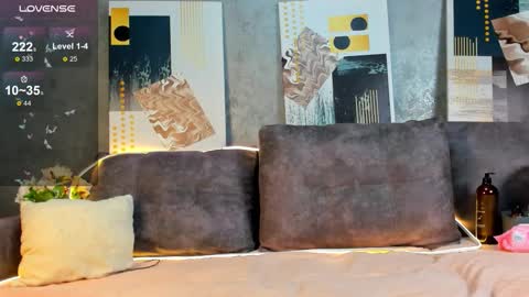 Milena online show from 4, 11, 2025