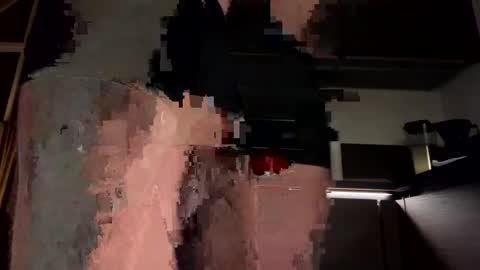 slyse69 online show from 1, 1, 2025