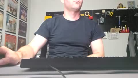 slyy_foxxx online show from 13, 7, 2026