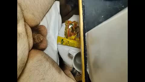 Snapshot of small_1986 chatting on 20, 12, 2024 transmisin gratuita bajo demanda free broadcast on demand online show from 20, 12, 2024