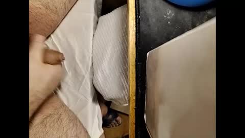 Snapshot of small_1986 chatting on 2, 2, 2025 transmisin gratuita bajo demanda free broadcast on demand online show from 2, 2, 2025