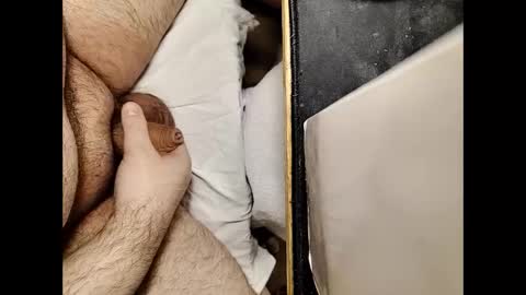 Snapshot of small_1986 chatting on 10, 2, 2025 transmisin gratuita bajo demanda free broadcast on demand online show from 10, 2, 2025