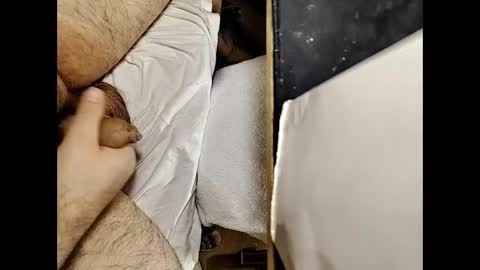 Snapshot of small_1986 chatting on 23, 2, 2025 transmisin gratuita bajo demanda free broadcast on demand online show from 23, 2, 2025