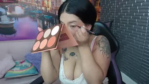 Snapshot of small__naughty chatting on 10, 10, 2025 Mariana Torres online show from 10, 10, 2025
