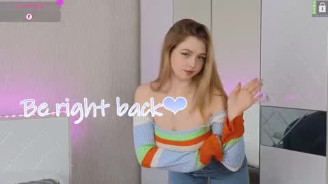 Snapshot of small_blondee chatting on 21, 2, 2025 Emily online show from 21, 2, 2025