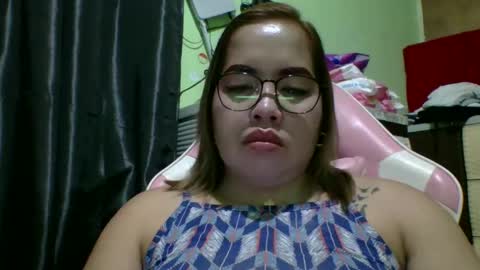 Snapshot of small_boobs59 chatting on 30, 4, 2026 Lovewella online show from 30, 4, 2026