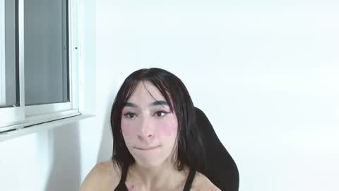 Small Hot19 online show from 14, 11, 2025