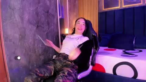 Small Hot19 online show from 17, 4, 2026