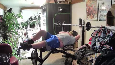 Snapshot of smallchubbers chatting on 18, 2, 2025 smallchubbers online show from 18, 2, 2025