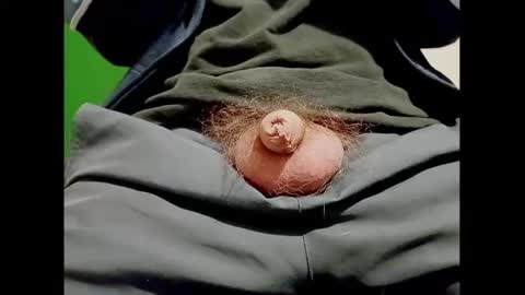 Snapshot of smallhairyuncut chatting on 2, 12, 2024 Small Hairy Uncut online show from 2, 12, 2024