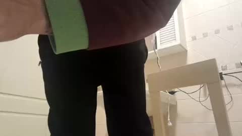 smallone8825 online show from 10, 1, 2026