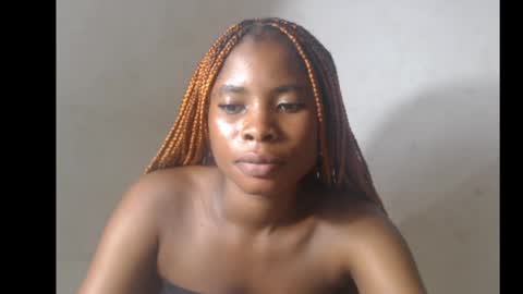 smallsluty online show from 21, 5, 2026