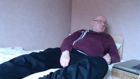 Snapshot of smallsteve562 chatting on 26, 2, 2026 Steve online show from 26, 2, 2026