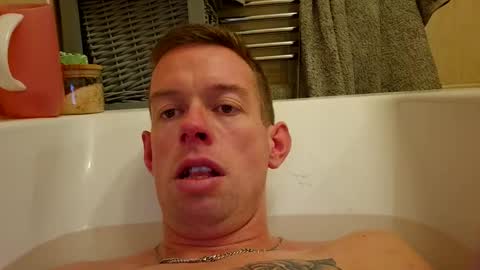 Snapshot of smallville456 chatting on 17, 12, 2025 smallville456 online show from 17, 12, 2025