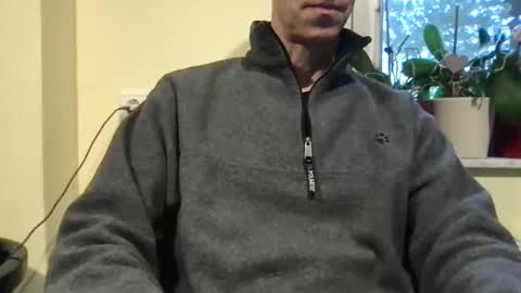 Snapshot of smart_sex69 chatting on 2, 1, 2025 smart_sex69 online show from 2, 1, 2025