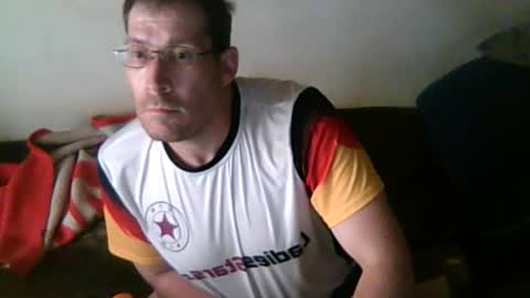 Snapshot of smi35 chatting on 13, 7, 2026 smi35 online show from 13, 7, 2026