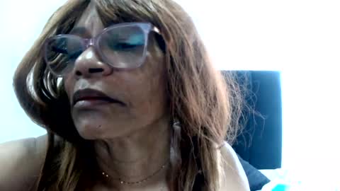 Snapshot of smilet_milf chatting on 31, 7, 2026 Smileth online show from 31, 7, 2026