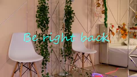 Mia online show from 17, 1, 2025