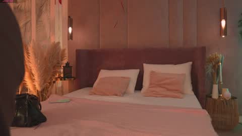 Snapshot of smiley_mia_ chatting on 27, 2, 2026 Mia online show from 27, 2, 2026