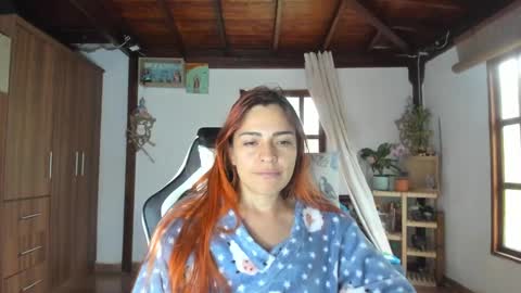 Snapshot of smilingsalor chatting on 4, 2, 2025 SmilingSalor online show from 4, 2, 2025
