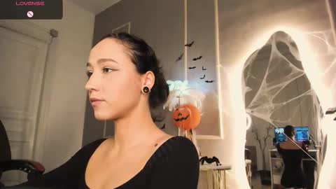 Snapshot of smoke_of_soul_ chatting on 24, 10, 2025 Smoki online show from 24, 10, 2025