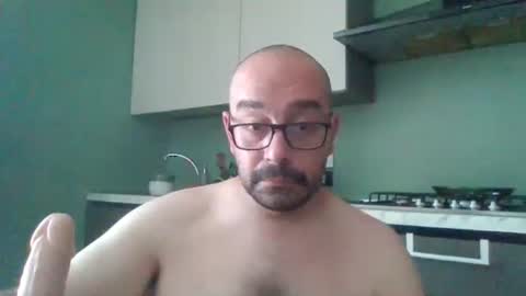 Snapshot of smoker985 chatting on 9, 7, 2026 smoker985 online show from 9, 7, 2026
