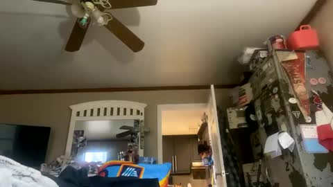 smokeymt420 online show from 12, 2, 2025