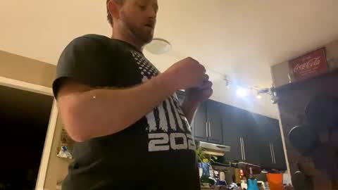 smokeymt420 online show from 28, 2, 2025