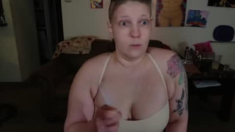 Snapshot of smokihippi chatting on 18, 6, 2026 Big Dawg online show from 18, 6, 2026