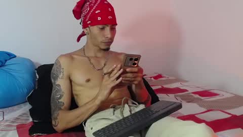 Snapshot of smooke_skinny chatting on 15, 9, 2025 Daniel Aston online show from 15, 9, 2025