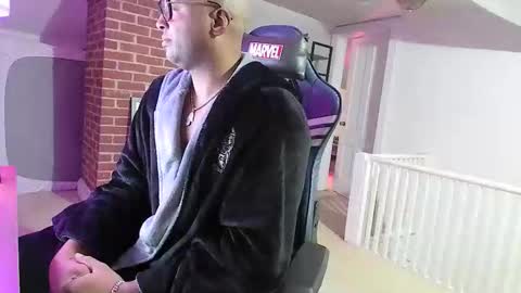 Smoothj2011 online show from 2, 3, 2026