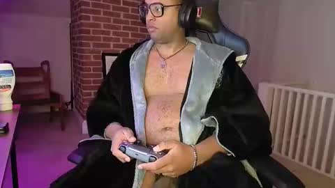 Smoothj2011 online show from 28, 3, 2026