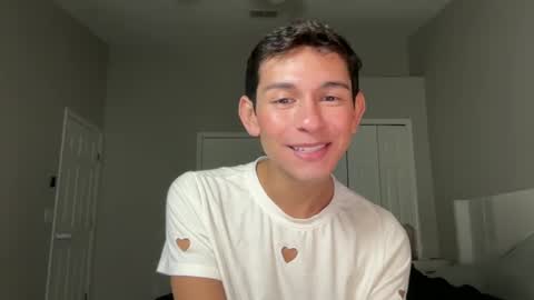 Snapshot of smoothlatintwinkk chatting on 29, 9, 2025 Damien Grey online show from 29, 9, 2025