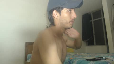 Snapshot of snackontime19 chatting on 17, 9, 2025 snackontime19 online show from 17, 9, 2025