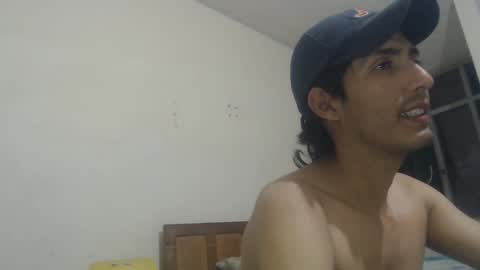 Snapshot of snackontime19 chatting on 1, 10, 2025 snackontime19 online show from 1, 10, 2025