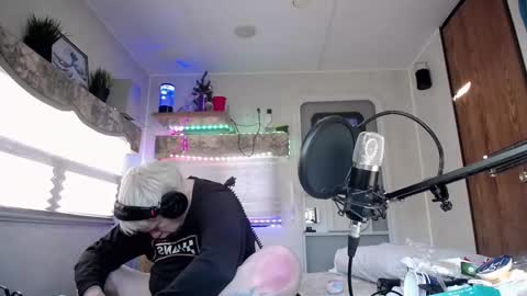 Viiscount  Snarfle Von Snarfenberg online show from 27, 2, 2025