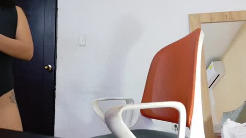 Snapshot of sneakyy_fantasy chatting on 6, 2, 2025 Hellen  online show from 6, 2, 2025