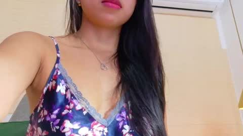 Snapshot of sneakyy_fantasy chatting on 26, 2, 2025 Hellen  online show from 26, 2, 2025