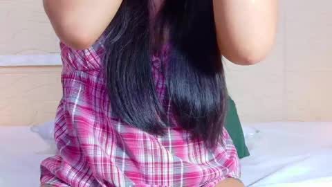 Snapshot of sneakyy_fantasy chatting on 27, 2, 2025 Hellen  online show from 27, 2, 2025