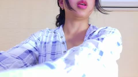 Snapshot of sneakyy_fantasy chatting on 28, 2, 2025 Hellen  online show from 28, 2, 2025