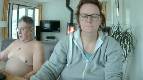 Snoeske and Woodwurm online show from 8, 12, 2024